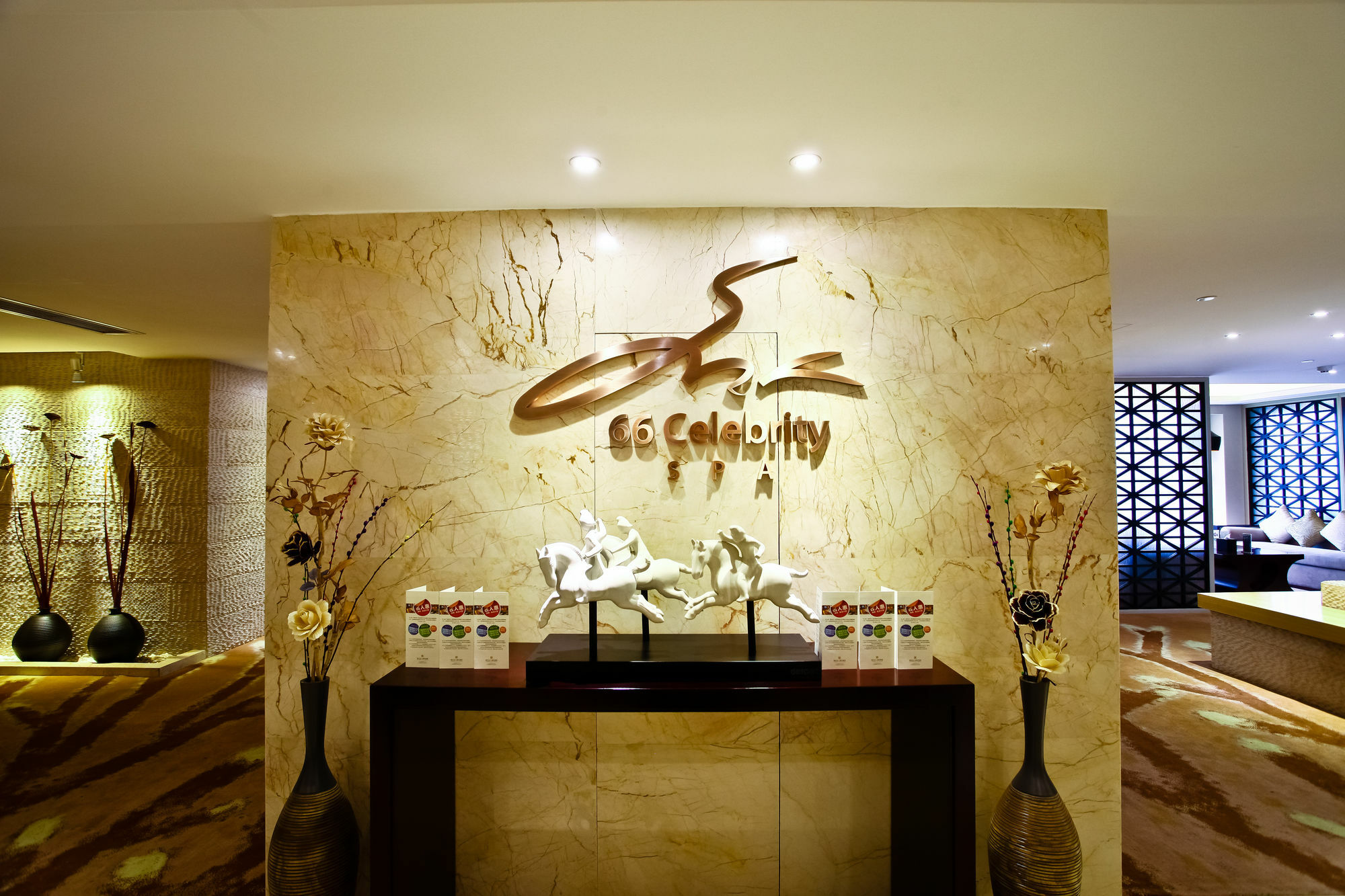 Celebrity Upper Class Hotel Chengdu Exterior foto